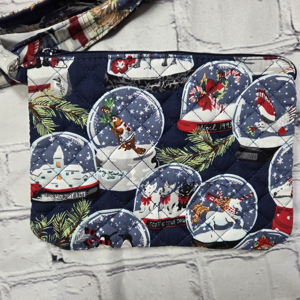 Vera Bradley Holiday Tote - Picture 7 of 10